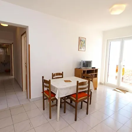 Fuer 4 Personen Ca 50 Qm In Rabac, Istrien Bucht Von Apartment Rabac