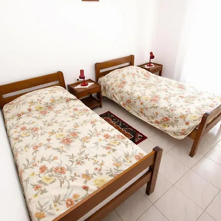 Fuer 4 Personen Ca 50 Qm In Rabac, Istrien Bucht Von Rabac