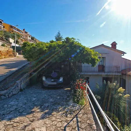 Fuer 4 Personen Ca 50 Qm In Rabac, Istrien Bucht Von *